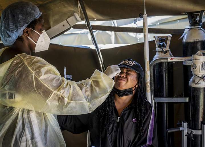 Các 'ổ dịch' biến chủng Omicron tăng gấp đôi số ca mắc COVID-19 chỉ trong 1 ngày - 1