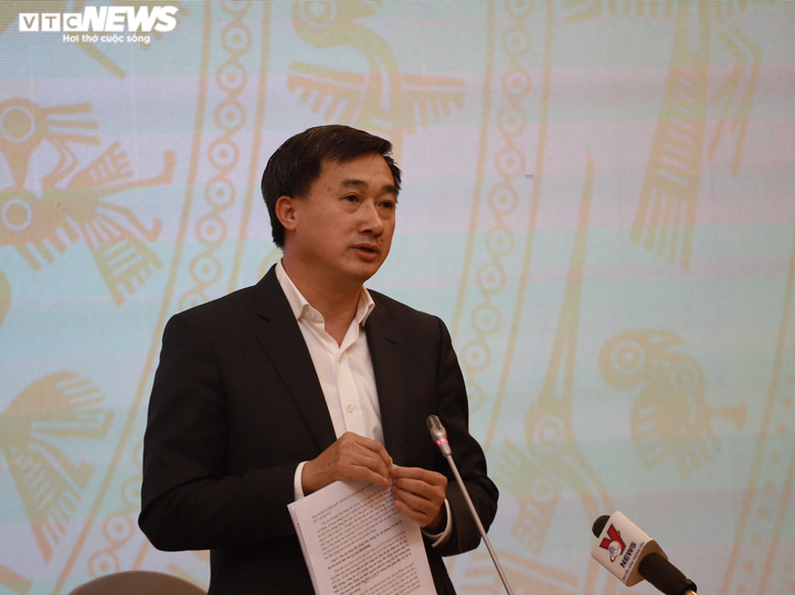 Thứ trưởng Bộ Y tế: Gia hạn vaccine được kiểm định khắt khe, đảm bảo an toàn - 1