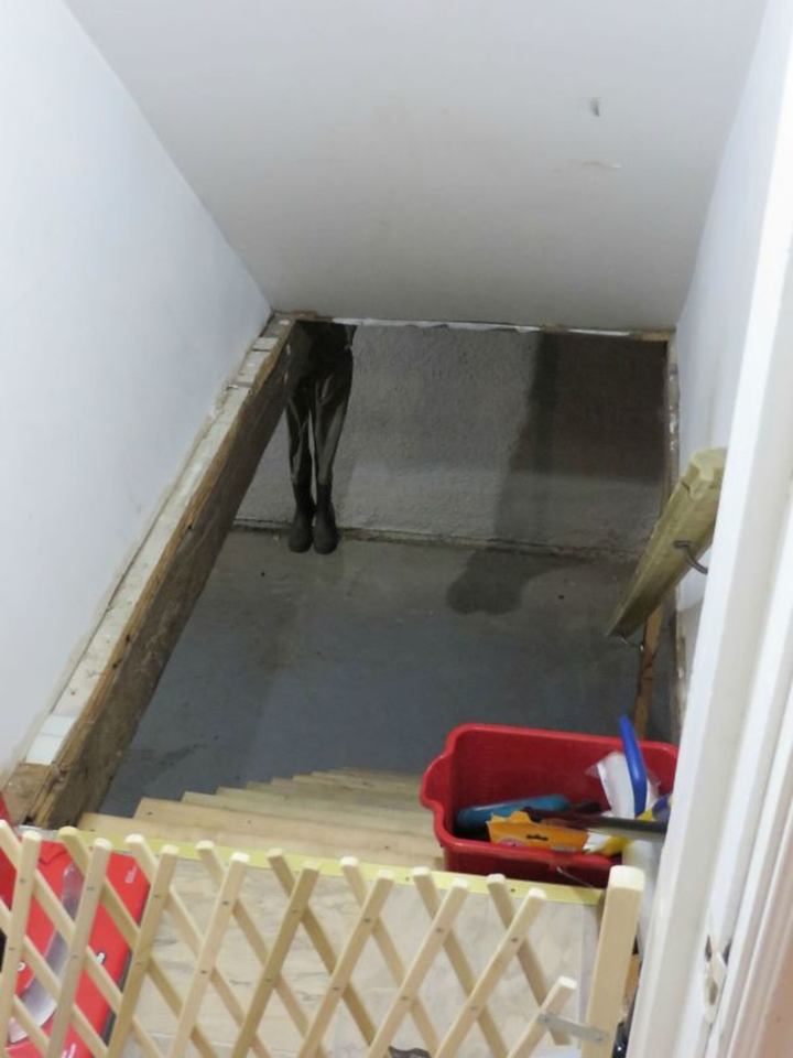 Giật mình với những hình ảnh dễ gây hiểu lầm không dành cho người nhát gan - 7