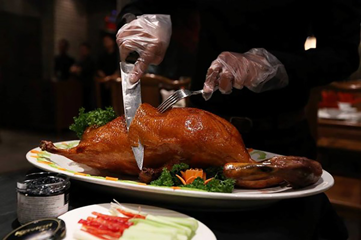 5 món ăn đắt đỏ trên thế giới: Bạn có dám bỏ gần 20 triệu đồng để ăn 1 ly kem? - 4