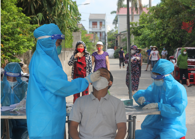 12 dấu hiệu nhiễm SARS-CoV-2 theo hướng dẫn mới nhất của Bộ Y tế - 1