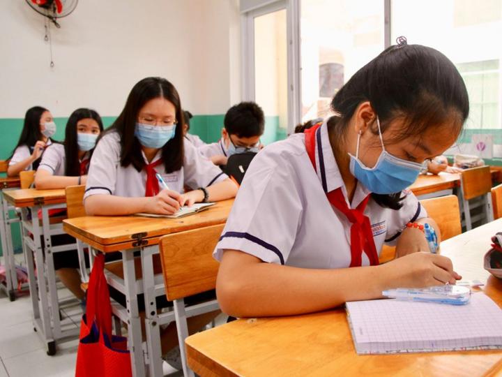 Học sinh ở TP.HCM đi học trực tiếp thế nào? - 2