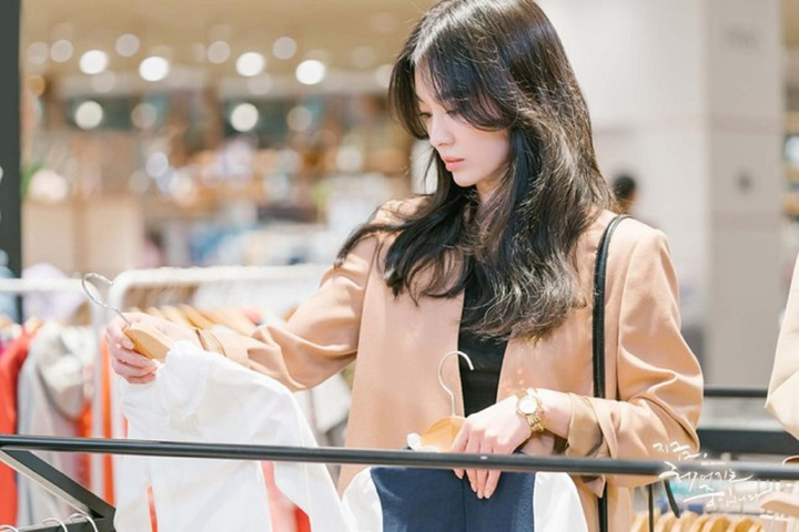 Song Hye Kyo bị chê hết thời, diễn xuất bao nhiêu năm không tiến bộ - 3