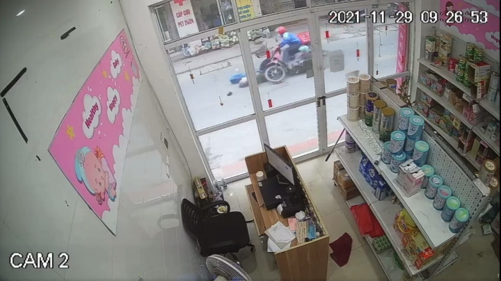 Công an Hà Nội tìm tung tích cụ bà bị xe máy tông tử vong ở quận Thanh Xuân - 1