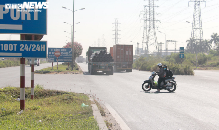 Nhiều người tử nạn trên tuyến đường cây dại mọc như rừng ở Hải Phòng - 20