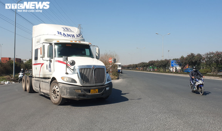 Nhiều người tử nạn trên tuyến đường cây dại mọc như rừng ở Hải Phòng - 21