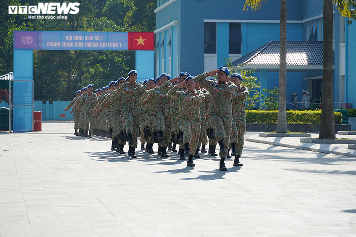 Chiến sĩ mũ nồi xanh Việt Nam phô diễn sức mạnh võ thuật đỉnh cao - 2