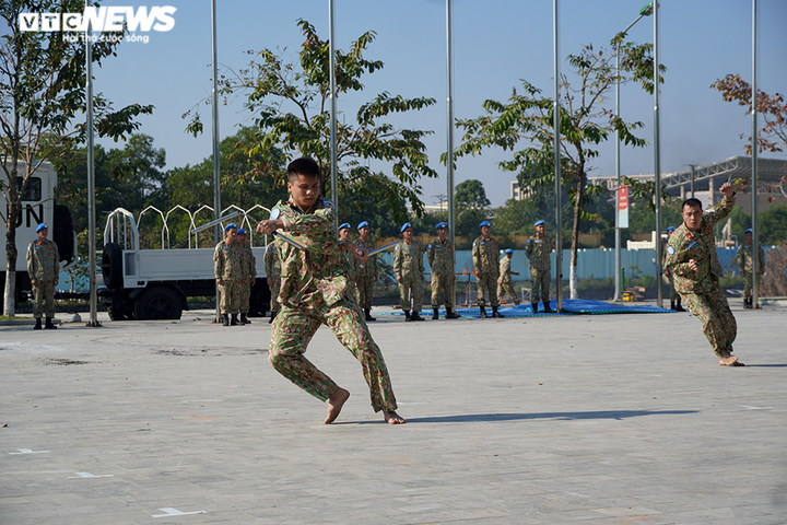 Chiến sĩ mũ nồi xanh Việt Nam phô diễn sức mạnh võ thuật đỉnh cao - 5
