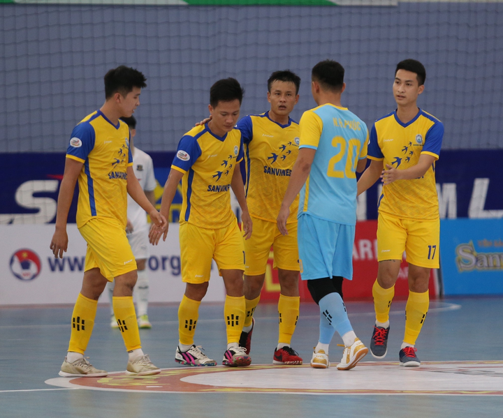 Futsal HDBank VĐQG 2021: Mưa bàn thắng trận Zetbit Sài Gòn - Sanvinest Khánh Hòa - 1