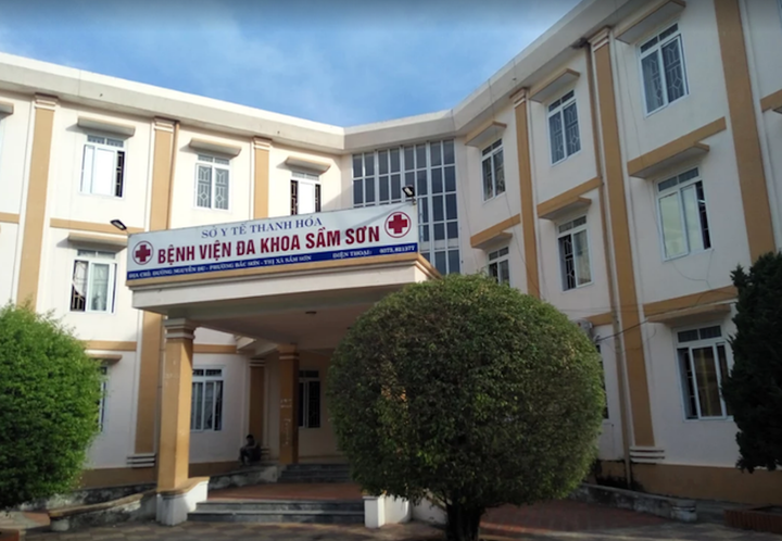 Nữ sinh bị chủ shop quần áo Mai Hường bạo hành phải nhập viện - 1