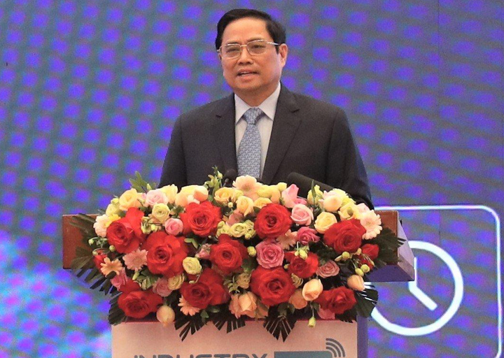 Thủ tướng: Khó khăn chỉ là tạm thời, niềm tin của doanh nghiệp vẫn được giữ vững - 1