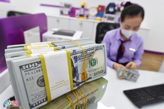 Giá USD cao nhất một năm - 1