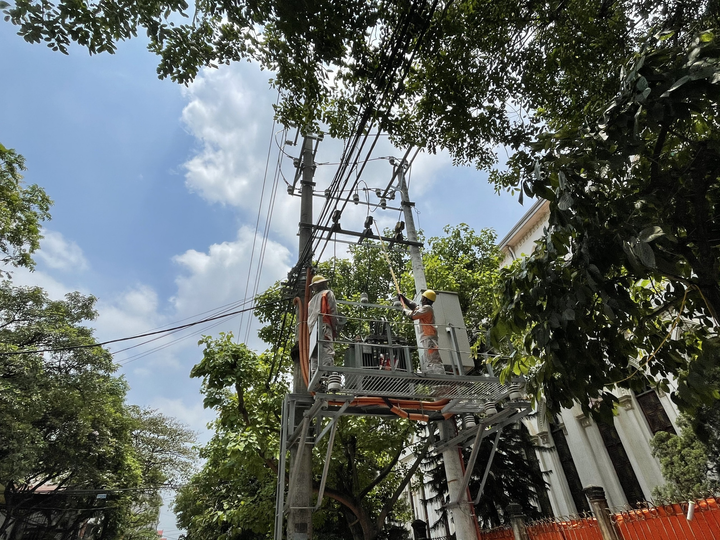 EVNNPC đạt 14 chỉ tiêu dịch vụ khách hàng trong tháng 4/2021 - 1