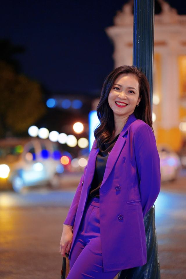 MC Phương Thảo VTV: ' Tôi không ngờ được khán giả yêu mến như vậy' MC Phương Thảo VTV: Tôi chỉ tạm thời dẫn bản tin Thời sự - 1