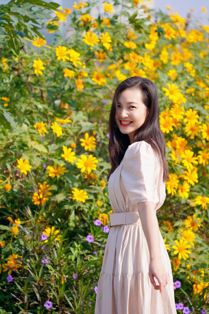 MC Phương Thảo VTV: ' Tôi không ngờ được khán giả yêu mến như vậy' MC Phương Thảo VTV: Tôi chỉ tạm thời dẫn bản tin Thời sự - 6