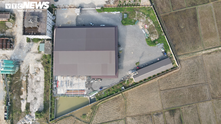 Dính nhiều vi phạm, siêu thị đá Granite ở Hà Tĩnh vẫn phớt lờ lệnh cấm thi công - 2