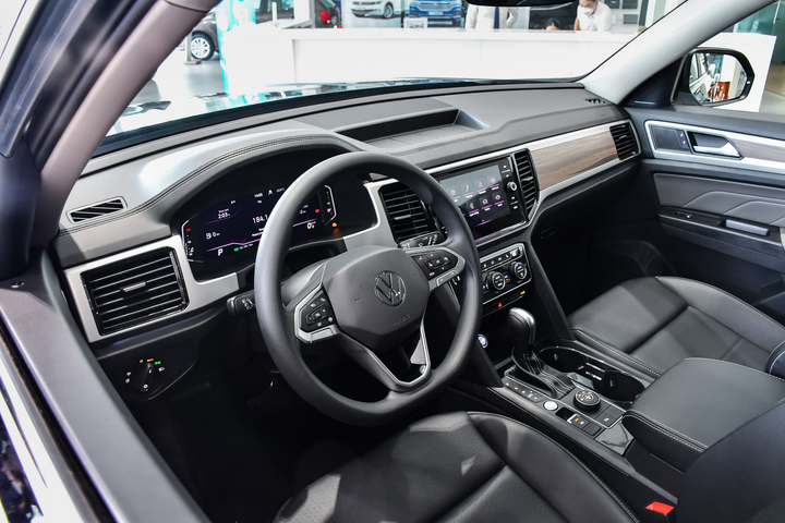 Các dòng SUV 7 chỗ đáng chú ý ở tầm giá 2-3 tỷ đồng tại Việt Nam - 2