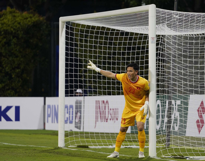 Điểm nhấn Việt Nam 2-0 Lào: Văn Đức trở lại, Nguyên Mạnh chứng tỏ đẳng cấp - 3