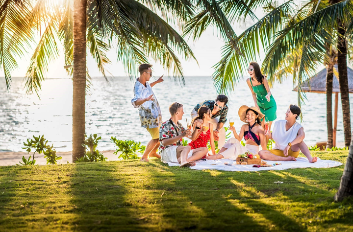 Vinpearl hợp tác Vietjet mở ưu đãi khủng 'Festive Sale 12.12' - 2