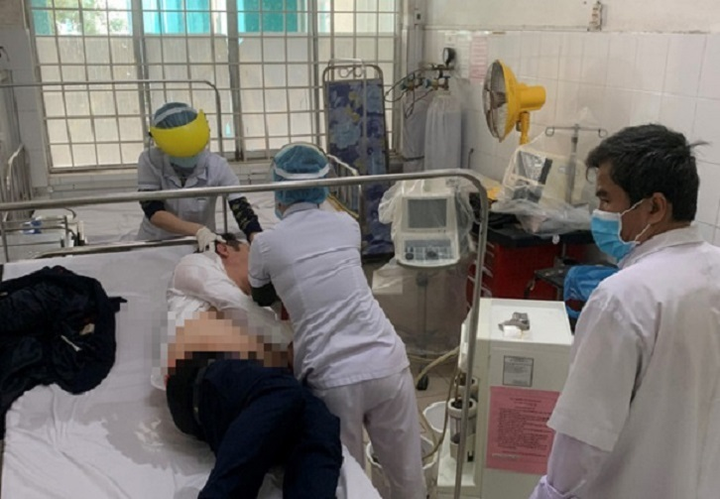 Sức khỏe Giám đốc doanh nghiệp bất động sản tự tử tại tòa hiện ra sao? - 1