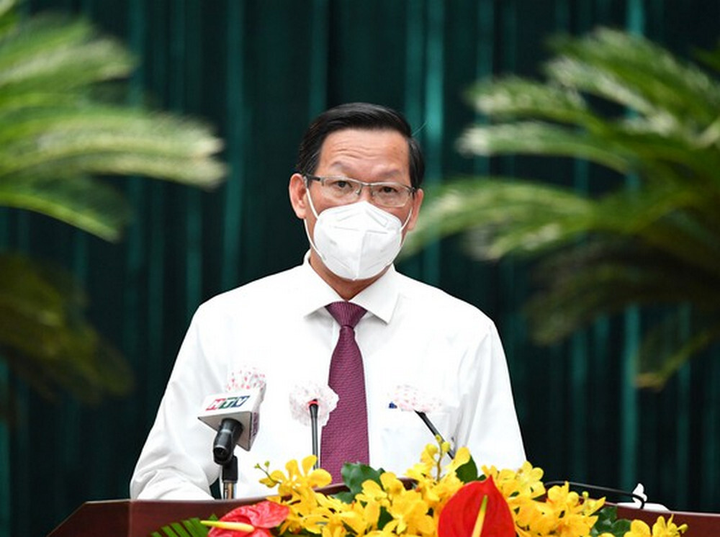 Chủ tịch TP.HCM: Gói an sinh xã hội thời gian qua 'chưa tròn' với người dân - 1