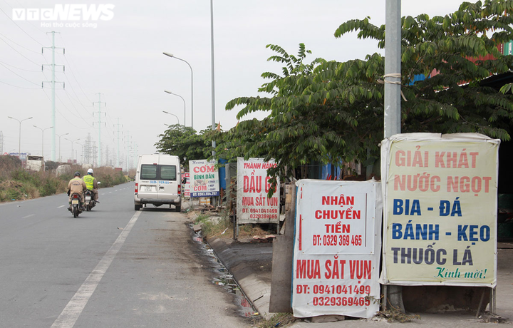 Ảnh: Hiểm họa trên tuyến đường qua khu công nghiệp lớn nhất Hải Phòng - 15