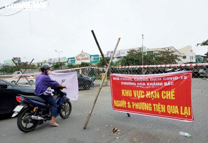 F0 tăng cao, 1 quận Đà Nẵng nâng cấp độ dịch lên mức nguy cơ cao - 1