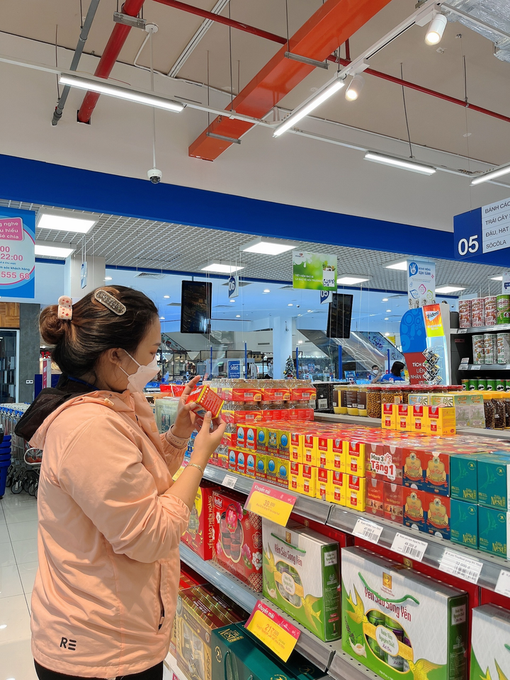 Hệ thống siêu thị của Saigon Co.op liên tục giảm giá hàng hóa từ nay đến cận Tết - 2