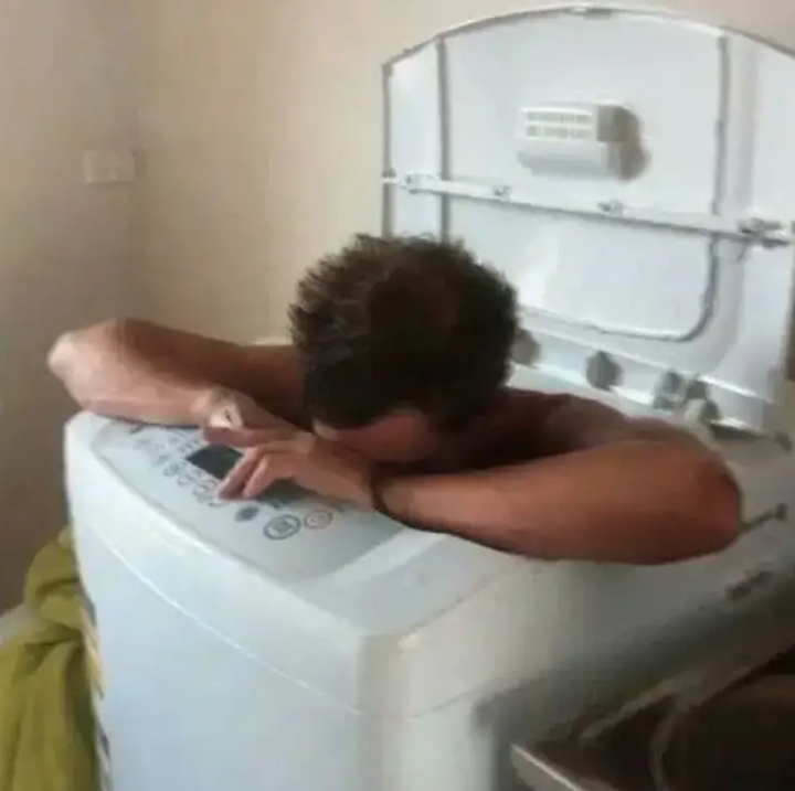 Không thể nhịn cười với các pha mắc kẹt vừa đáng thương vừa hài hước - 6