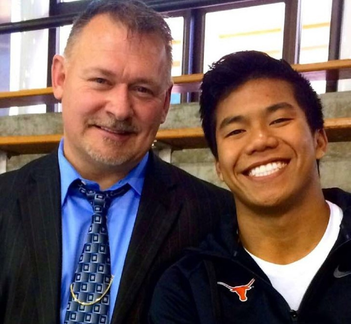 Xúc động bố đồng tính đơn thân nuôi cậu bé quặt quẹo thành VĐV Olympic - 5