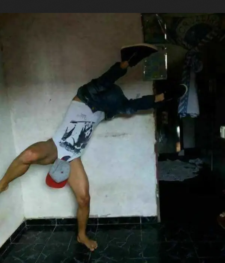 Cười xỉu với những hình ảnh ngớ ngẩn được hội hóng chuyện vô tình chụp lại - 9