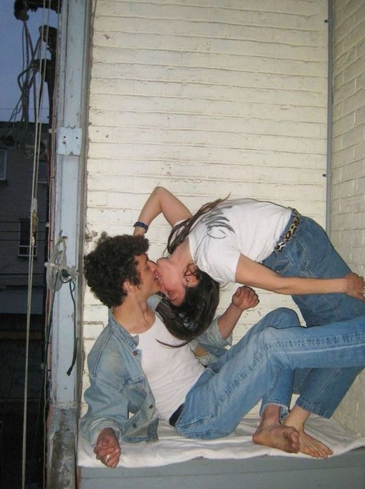 Màn thể hiện tình cảm khó đỡ của hội 'không muốn làm người bình thường khi yêu' - 4