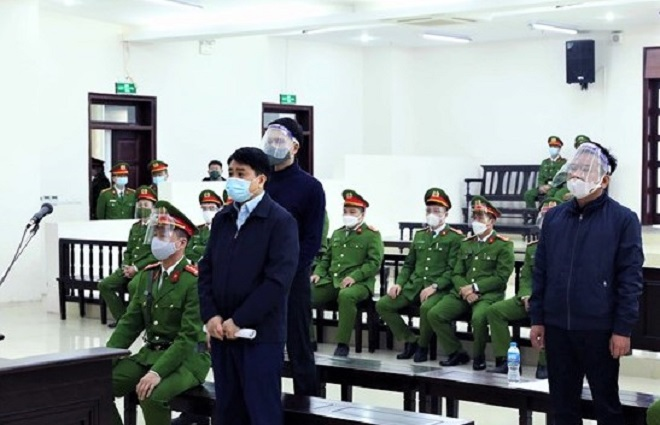 Cựu Chủ tịch Hà Nội nhận trách nhiệm khi vợ giả chữ ký con trai, giả mạo giấy tờ - 1