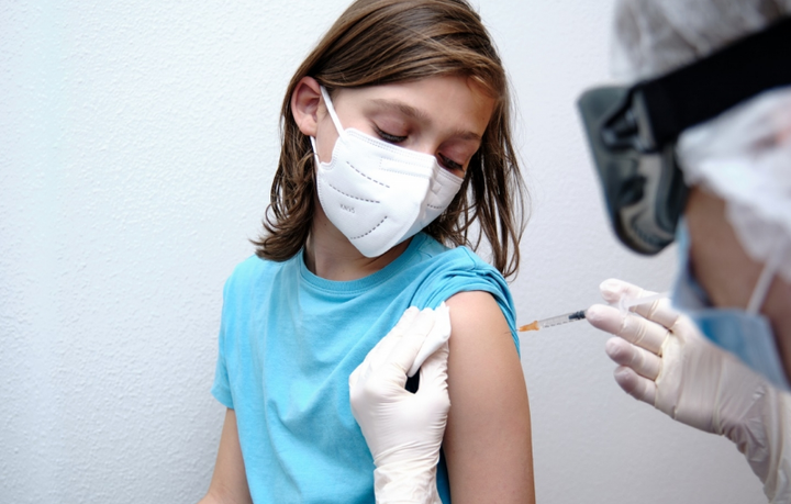 Singapore cho phép tiêm vaccine cho trẻ em từ 5-11 tuổi - 1