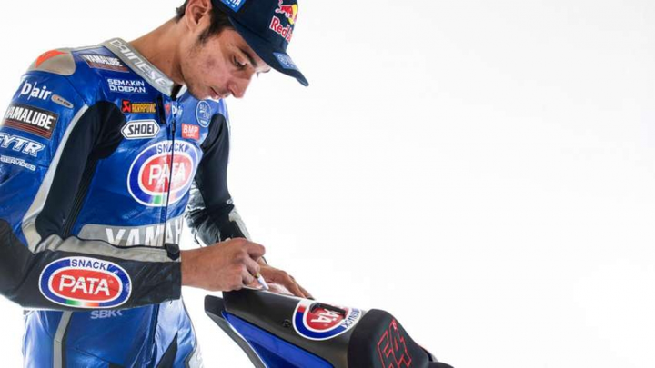 Ảnh chi tiết Yamaha R1 - phiên bản giới hạn 21 xe trên thế giới - 10