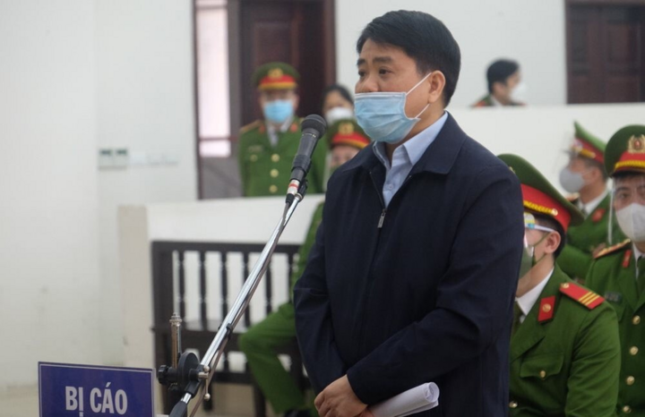 Nói lời sau cùng, bị cáo Nguyễn Đức Chung tiết lộ bị bệnh nặng - 1