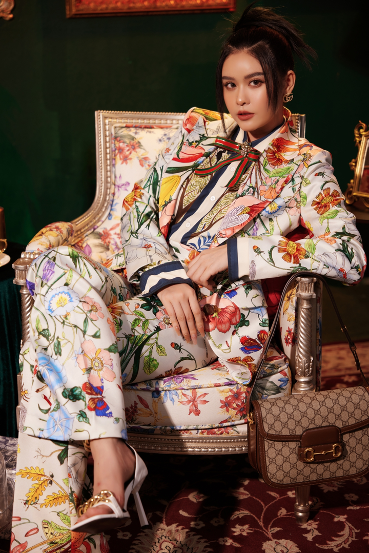 Ngắm nhan sắc biến hóa của Trương Quỳnh Anh mùa lễ hội - 1