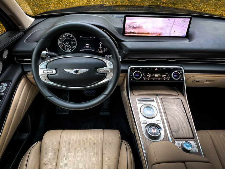 Genesis GV80 màu xanh lục độc đáo xuất hiện ở Hà Nội - 6