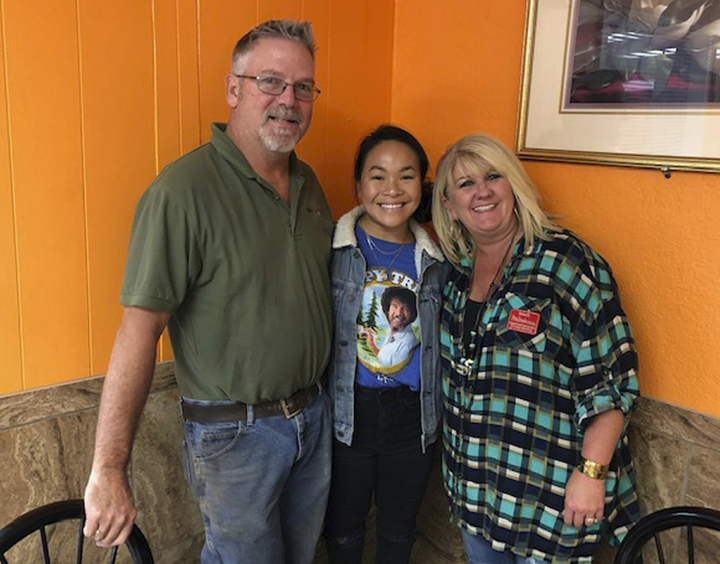 Mất 2 chân sau bi kịch gia đình, 10x gốc Việt vẫn trở thành VĐV vô địch thế giới - 2