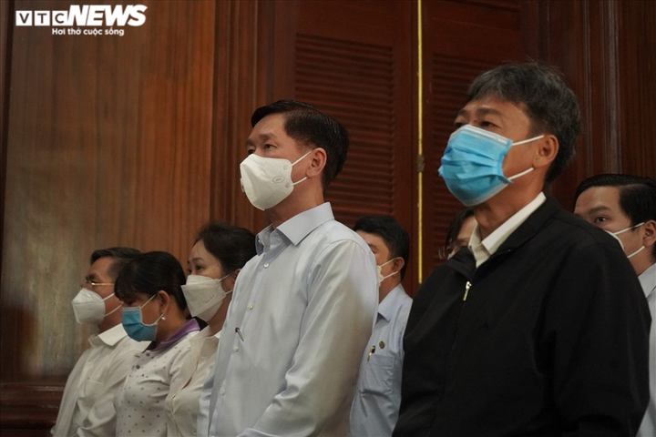 Cựu Phó Chủ tịch TP.HCM Trần Vĩnh Tuyến bị đề nghị 7 - 8 năm tù - 3