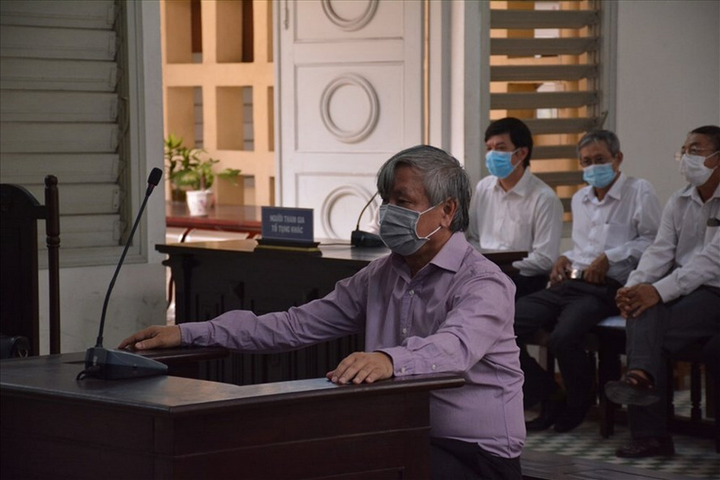 Hoãn phiên tòa xử cựu Giám đốc Sở Y tế Long An Lê Thanh Liêm - 1