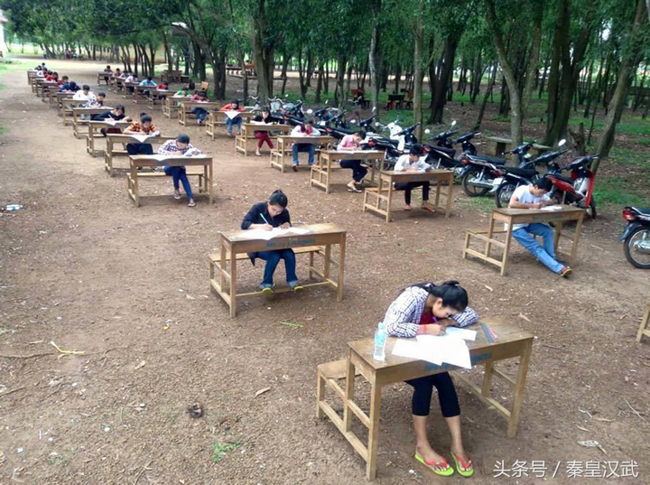 Những cách chống quay cóp bá đạo khiến học sinh than trời, bít cửa gian lận - 10