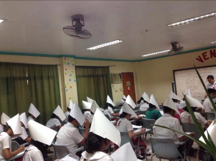 Những cách chống quay cóp bá đạo khiến học sinh than trời, bít cửa gian lận - 8