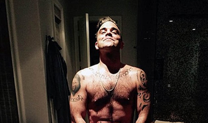 Hàng loạt sao lớn khiến fan sốc khi đăng ảnh nude mừng sinh nhật - 7