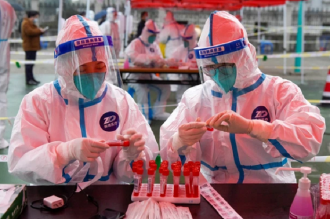 10.544 người liên quan tới ca Omicron thứ 2, Trung Quốc lo chủng mới lan rộng - 1