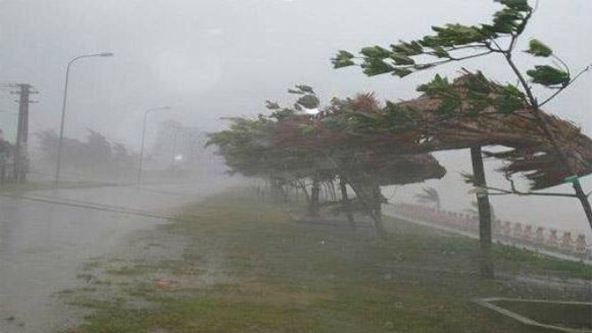 Bão Rai giật cấp 16 sẽ vào vùng biển Việt Nam trong 3 ngày tới - 1