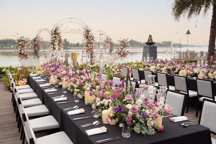 Nghề làm 'vú em' nhà đại gia Việt: Lương 'khủng', tiêu chuẩn cao đến 'khét lẹt' - 2