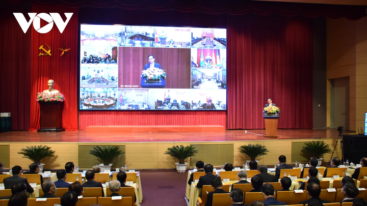 Thủ tướng: Ngoại giao phải vì lợi ích quốc gia, dân tộc và cộng đồng quốc tế - 2