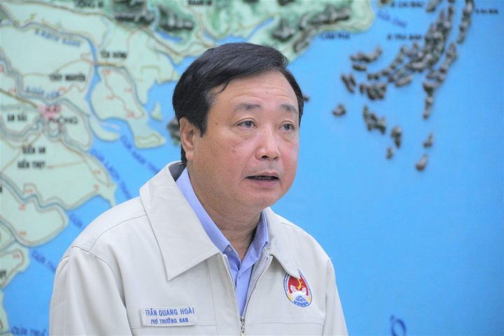 Bão Rai giật cấp 16 trước khi đổ bộ Philippines, sẽ rất mạnh khi vào Biển Đông - 2