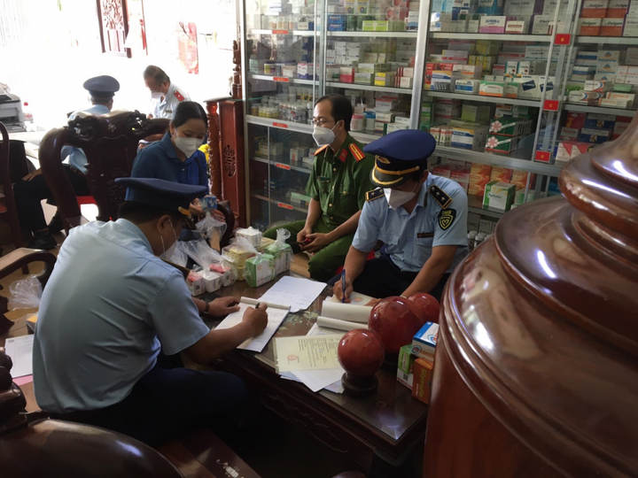 Giám định chất lượng 20 mẫu thực phẩm chức năng tại 7 quầy thuốc Tiền Giang - 1